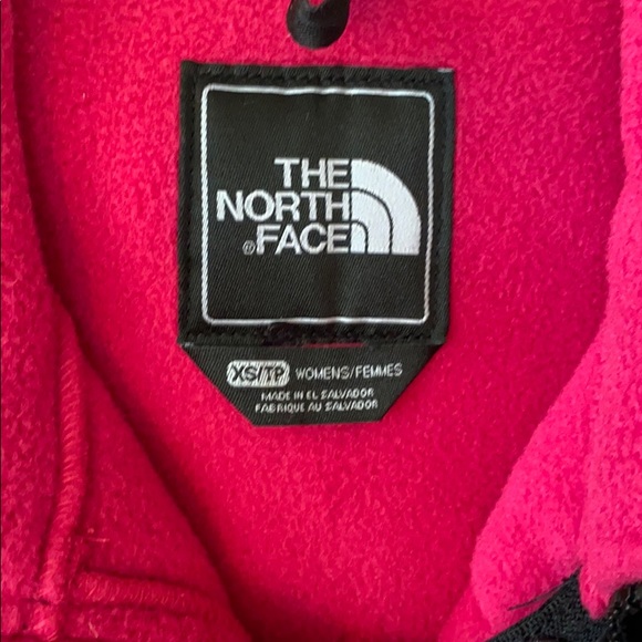 Women’s North Face Denali Jacket - Picture 5 of 6